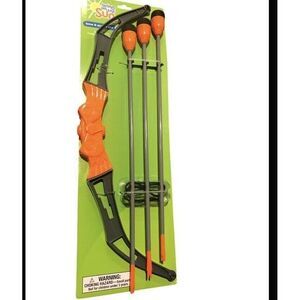 Bring‎ on the Sun. Bow & Arrow Set 5pc NEW. Three pad-tipped Arrows.